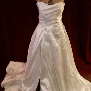 Wedding dress